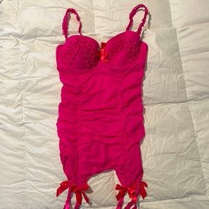 Victoria’s Secret pink bustier top in size 36D